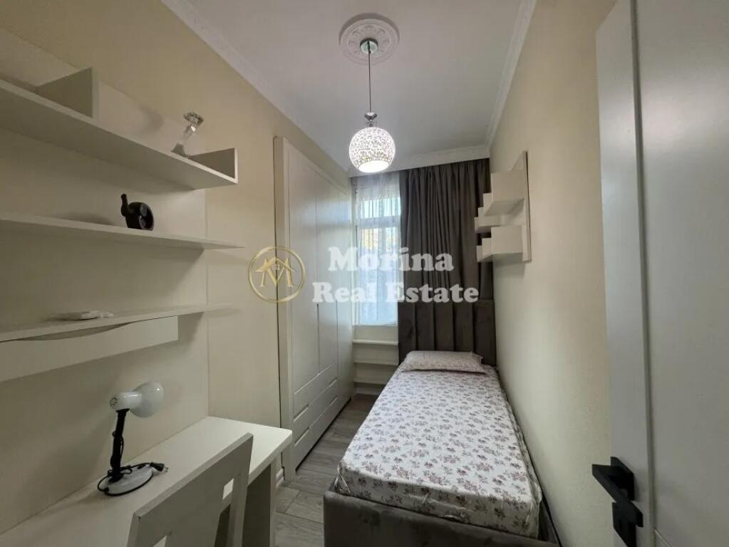 Qera, Apartament 3+1, Vasil Shanto, 1050 euro/muaj