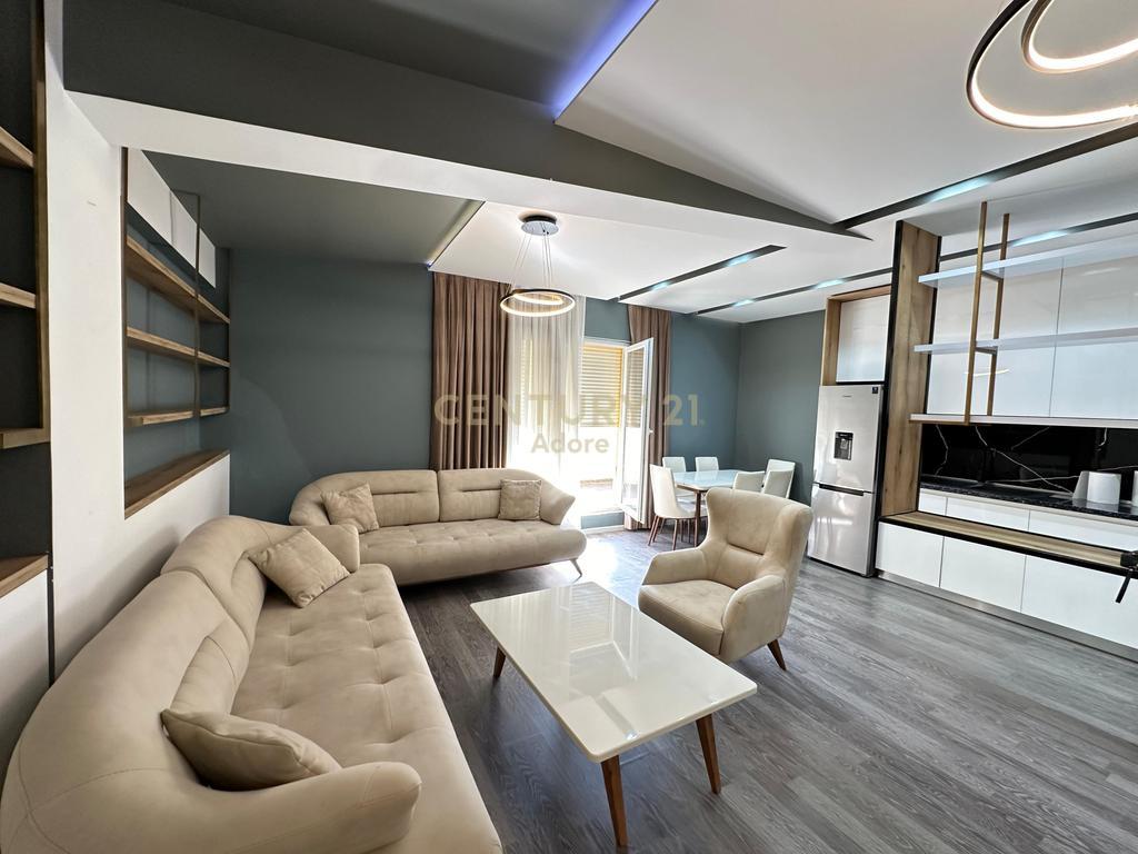 3+1 apartment for rent at Kodra e Diellit