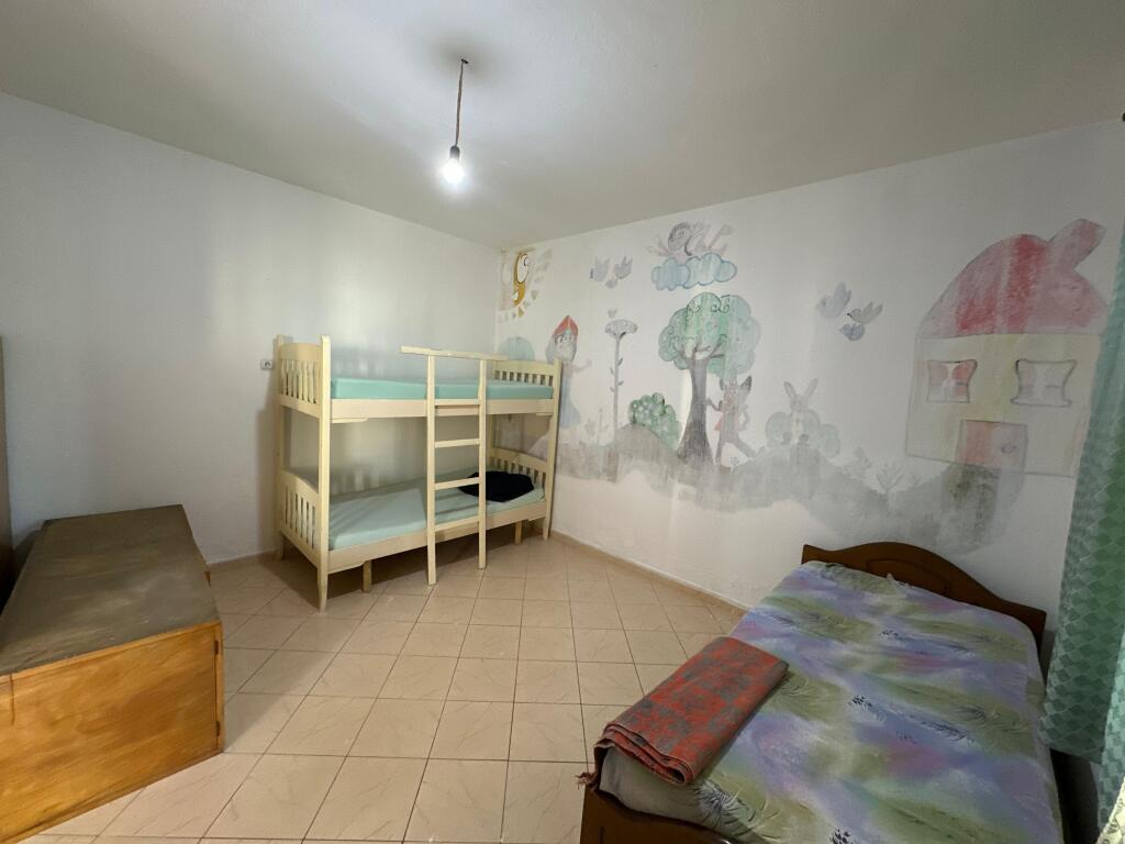 🏡Casa privata in affitto 2+1 📍 Zona: 5 Maji, vicino al caffè Deta