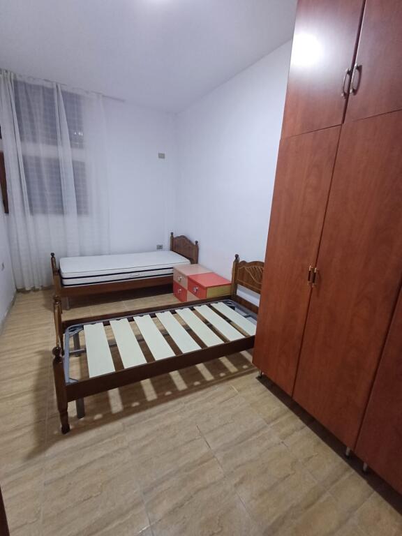 📣 RENT Apartment 2+1 📍 "Jordan Misja" Street, Near the Mosque ✨   🪜 Floor 1 (Part of Villa)  🛋️ Furnished   💶 Price 50,000 Leke (Water Included)