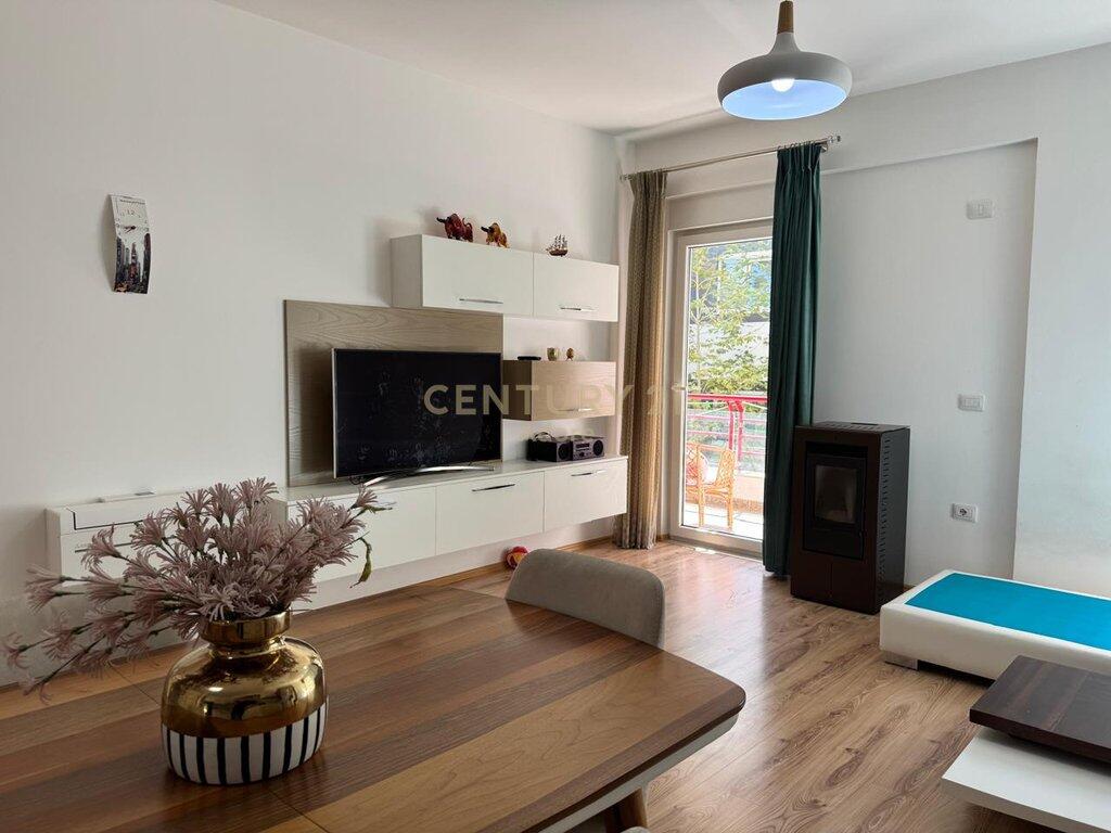 FOR RENT APARTMENT 2+1+2 PARKING SPACES, AT DRY LAKE 750 € /Month