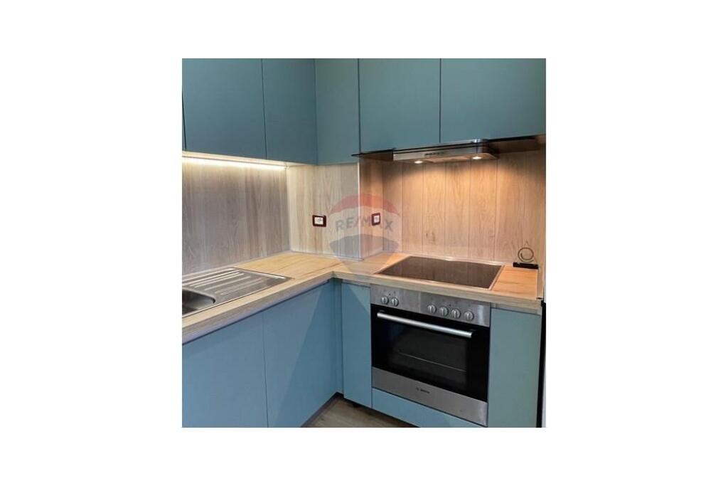 Shitet Apartament 2+1+2 Rruga e Kavajës
