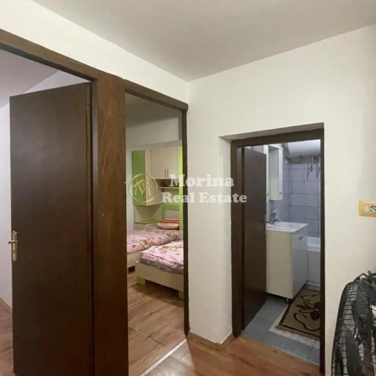 Qera, Hyrje Private 2+1, 5 Maj , 380 euro/muaj.