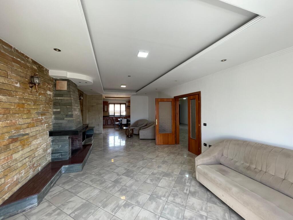 Apartament 3+1+2 me Qira tek Rruga Mihal Grameno