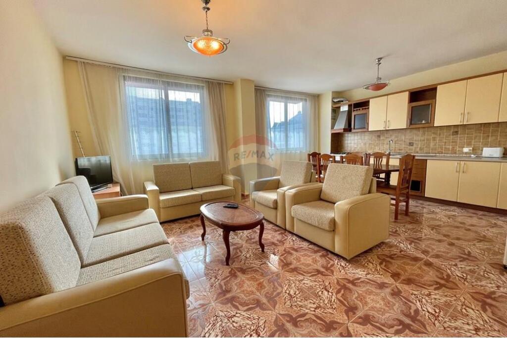 Apartament ne shitje, 2+1 ne Durres, Plazh!