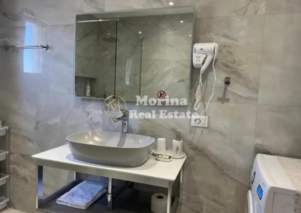 Qera, Apartament 1+1,Bulevardi Zogut I,1000 euro/muaj
