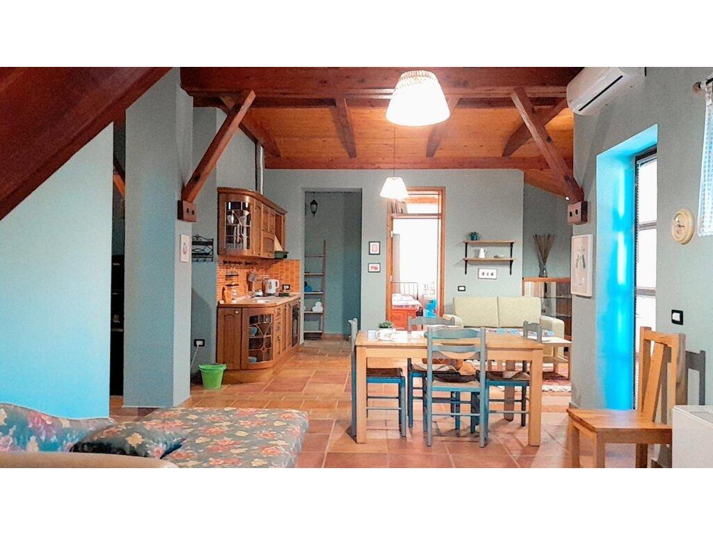 Apartament Me Qira | Pezë, Tiranë !