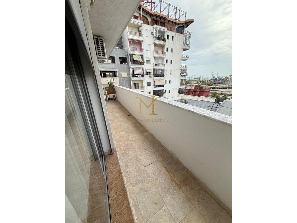 Affittasi appartamento 2+1 con vista mare, Spiaggia di Durazzo !!