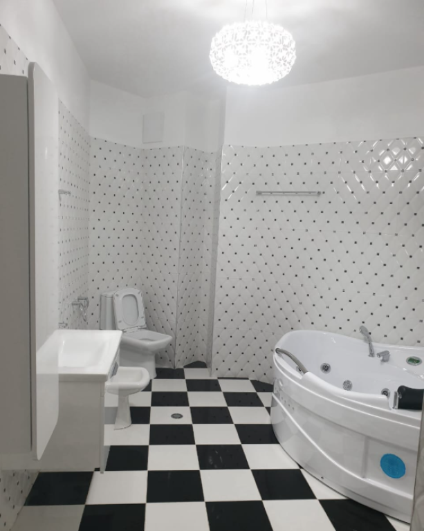 Apartament 3+1 per qira tek Liqeni i Thate