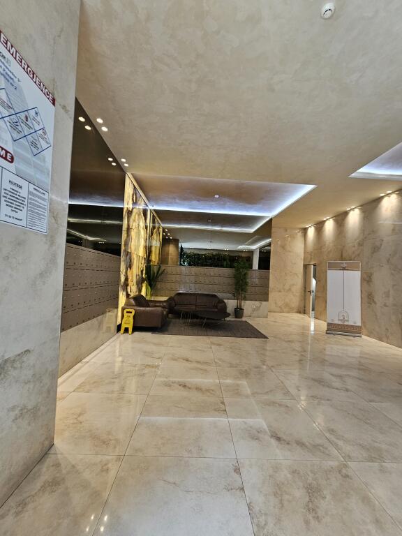 Jepet me Qira Apartament 2+1 + Post Parkimi + gardorobe– Ambasador 3 ✨çmimi 2200 euro
