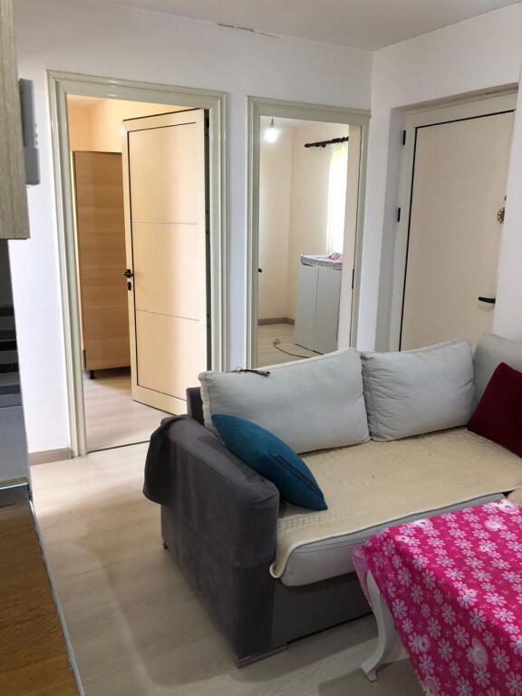 SHITET SHTEPI PRIVATE 1KATESHE 275 M2 MEZEZ 11.500.000 LEKE