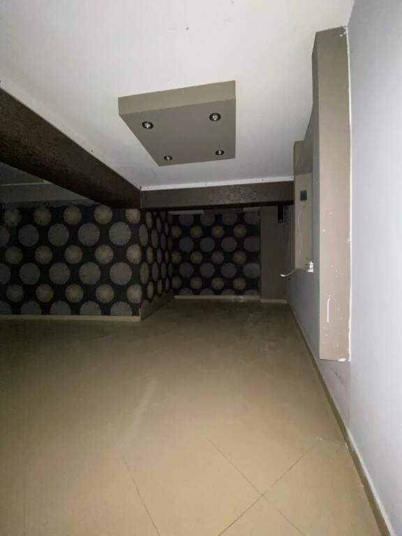 📢 Shop for Rent – Astir 🏢