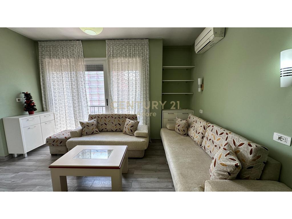 Apartament 2+1 per Qira ne Laprake! 550 € /Muaj