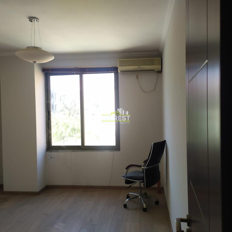 Shitet apartament 2+1 te 21 dhjetori