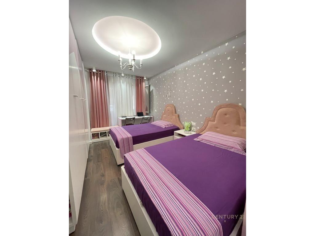 Apartament me qira  2+1+2 , Kompleksi Tower Bridge 3 te Rruga e Dibres