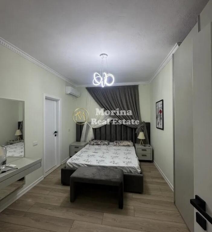 Qera, Apartament 3+1, Vasil Shanto, 1050 euro/muaj