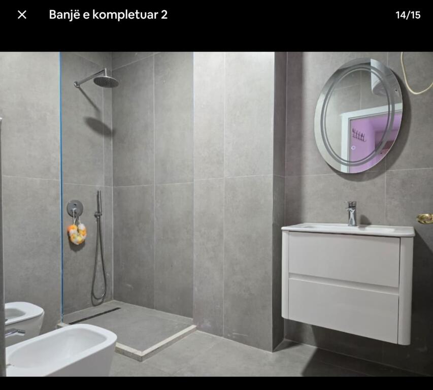 Super ap 2+1+2 tek komuna parisit ( medar shtylla )