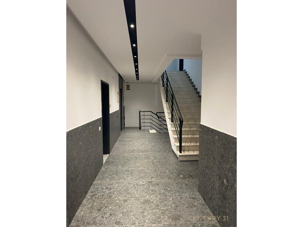 SHESIM APARTAMENT 1+1 TEK LIQENI I THATE 135,000 €