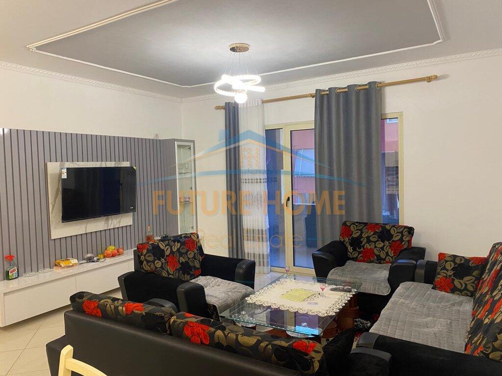 Qera, Apartament 1+1, Spitali "Amerikan 3", Tiranë.