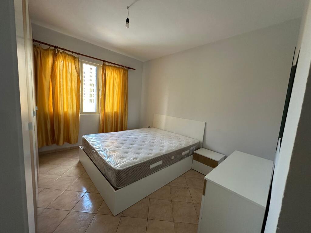 Jepet me qira 2+1 RRUGA 5 MAJI 600€ i diskutushem