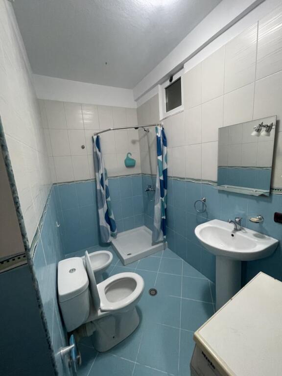 Appartamento 2+1+1 con Balcone in Affitto