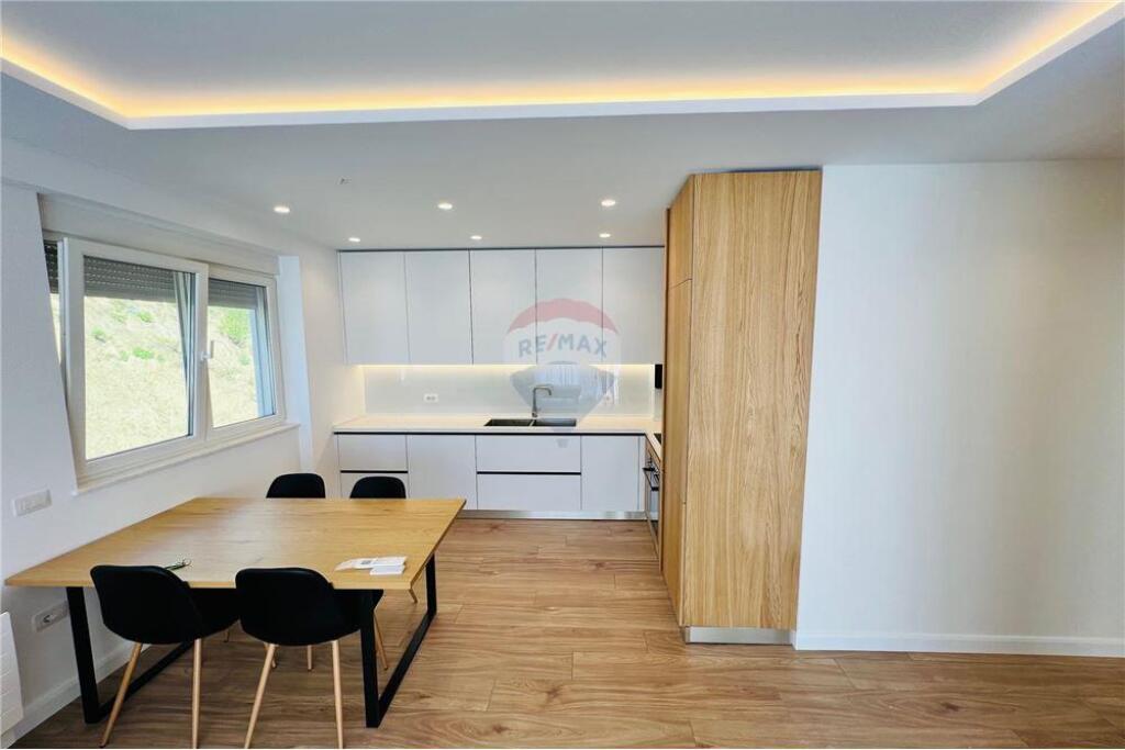 Apartment + Parking - For Rent - FZ Complex