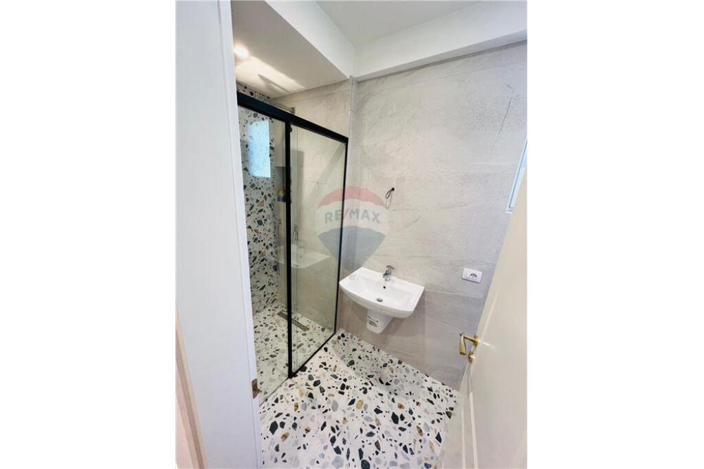 Apartment + Parking - For Rent - FZ Complex