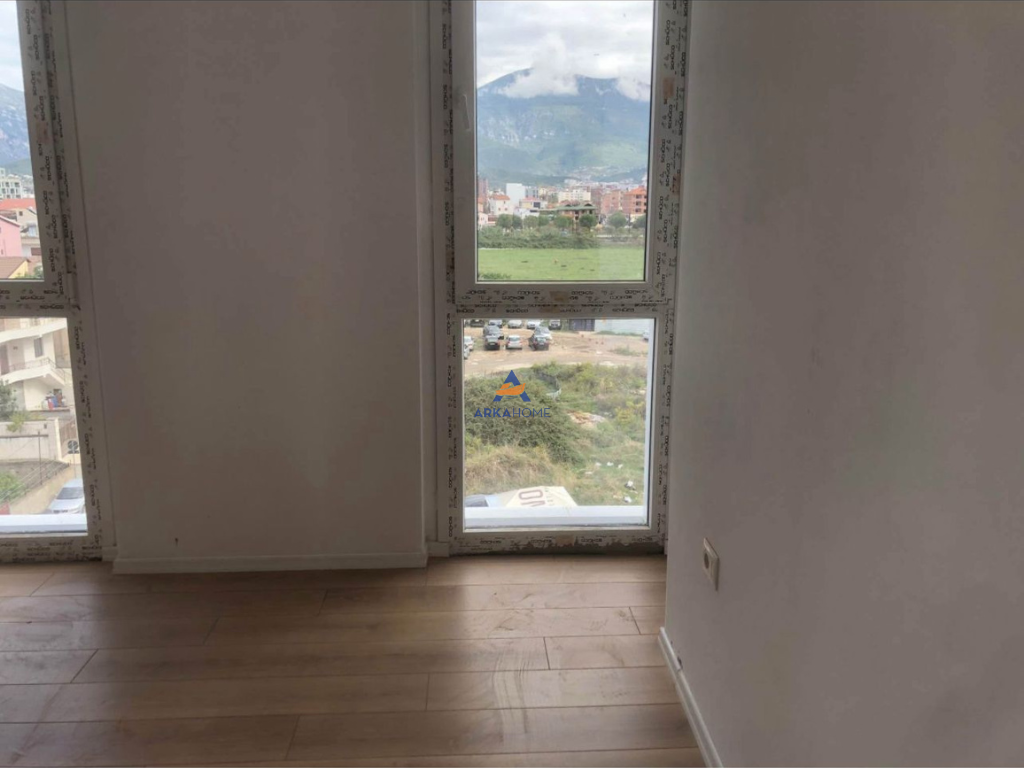 SHITET APARTAMET 1+1+BALLKON "BULEVARDI I RI" 132.000 EURO