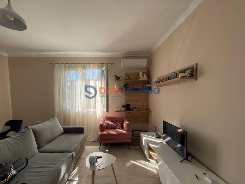 Affittiamo appartamento 1+1 a Garda vicino a Tirana Bank!
