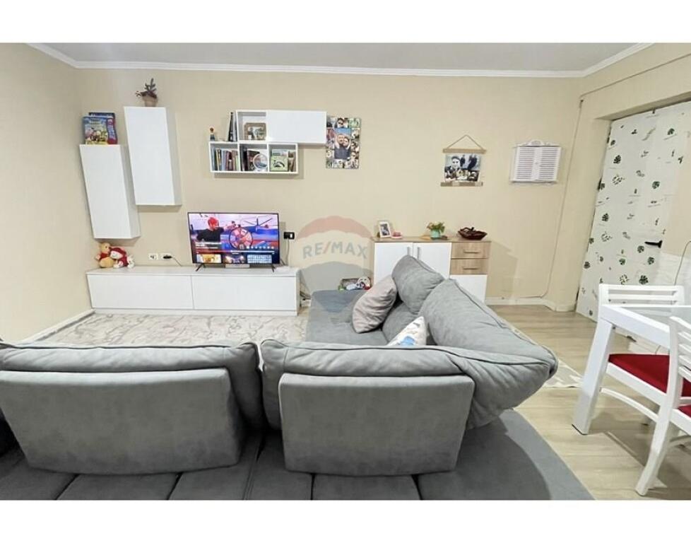 Jepet me qira apartament 1+1 tek rruga Jordan Misja