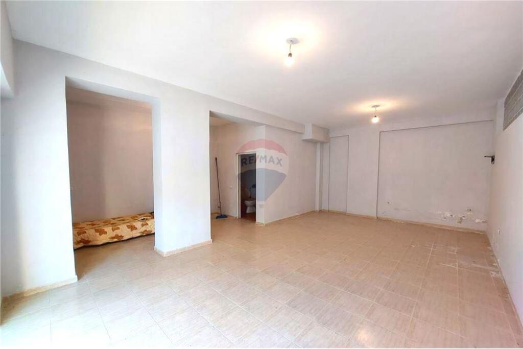 Commercial space for rent near Selvise