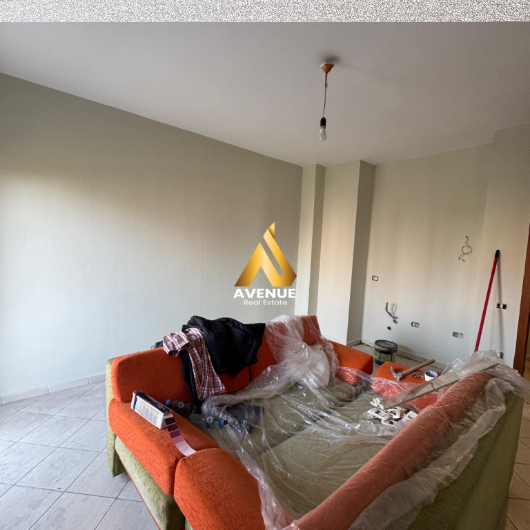 JEPET ME QIRA APARTMENT 1+1 BOSH PERBALL DELIJORGJIT   
