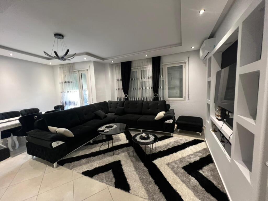 Apartament me qera 2+1+2+Parkim, Liqeni i Thate