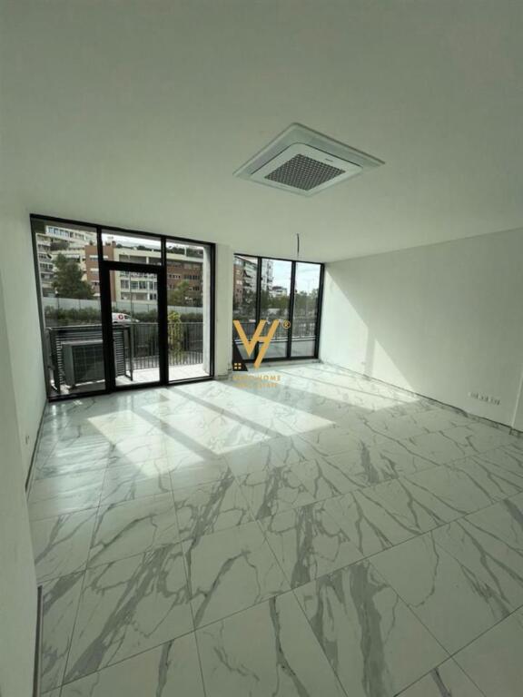 OFFICE 55 M2 FOR RENT AT LAKE VIEW 1,000 EURO