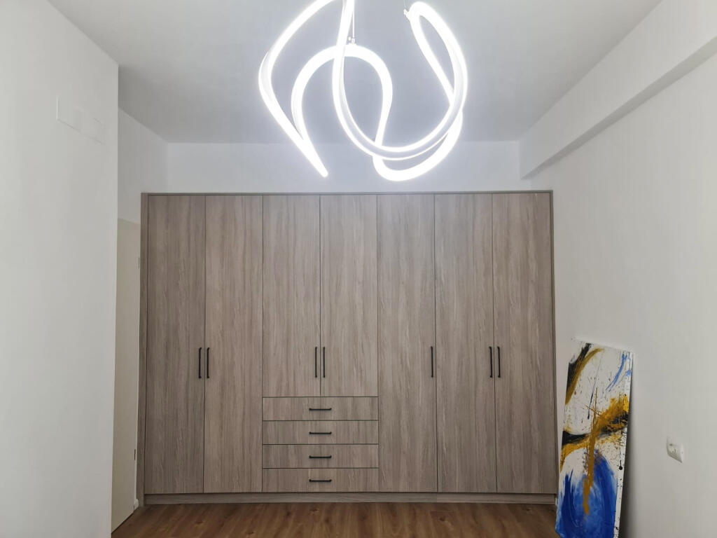 🏢Nella zona di Ali Demi, Residenza Kaimi, è in affitto un appartamento 1+1 arredato. 400 Euro