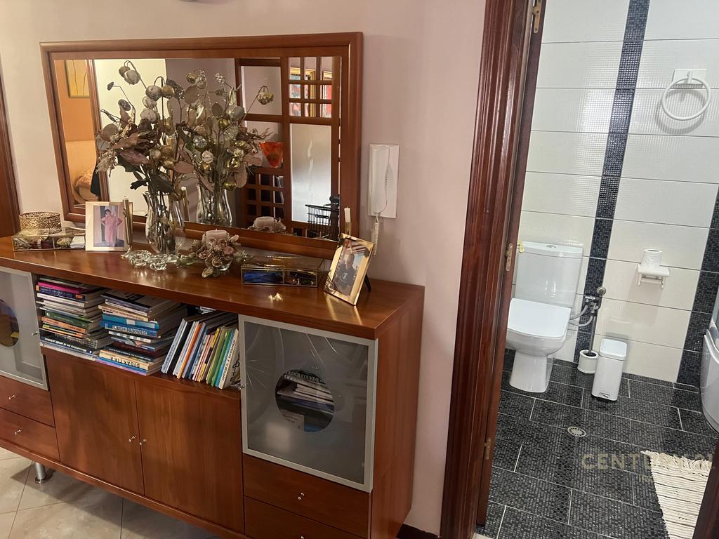 Appartamento 2+1+2 in affitto a Komuna e Parisit