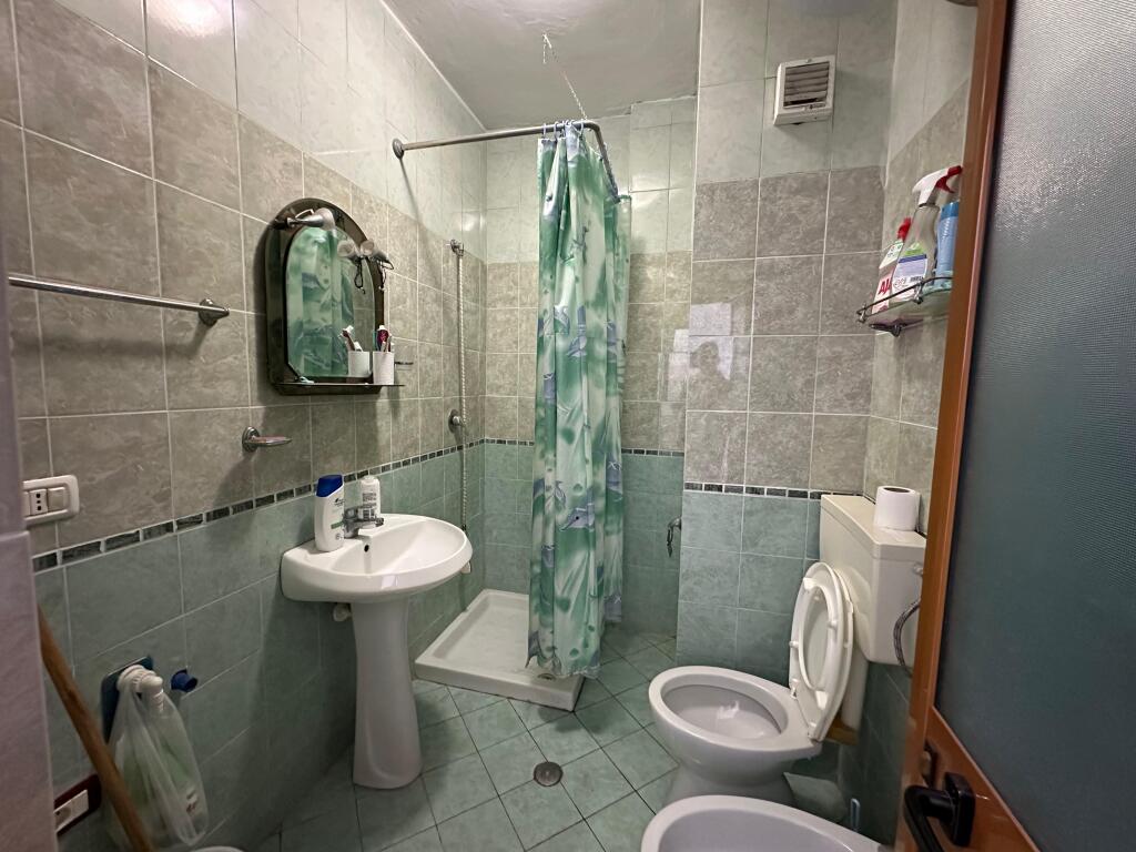 Shitet apartament 1+1, ne plazh iliria