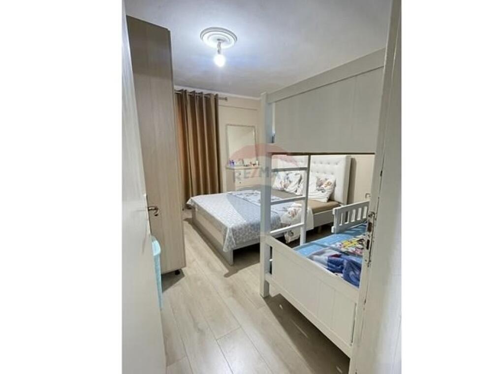 Jepet me qira apartament 1+1 tek rruga Jordan Misja