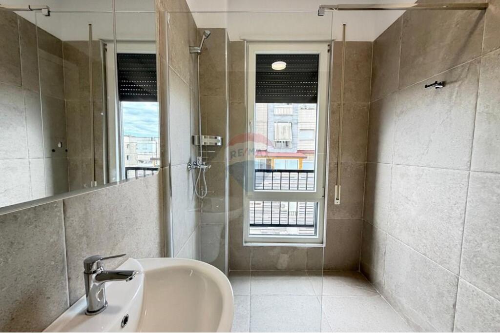 Appartamento 2+1+posto auto in affitto Xhamlliku!