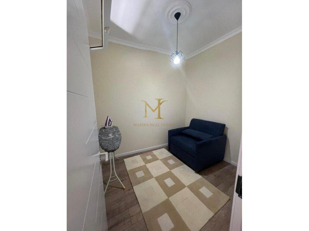 JEPET ME QERA APARTAMENT 2+1 TEK GJYKATA NE DURRES !