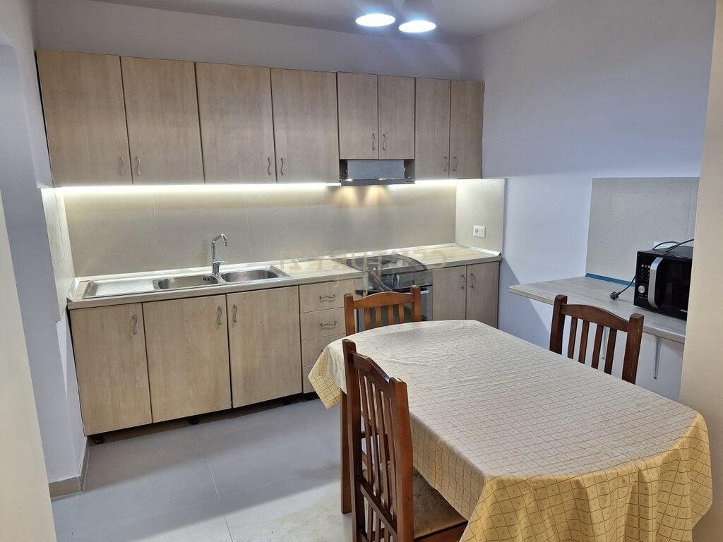 Appartamento in affitto 2+1, Via Fortuzi