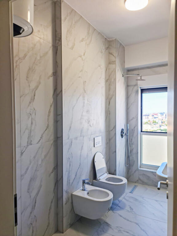 🏢Nella zona di Ali Demi, Residenza Kaimi, è in affitto un appartamento 1+1 arredato. 400 Euro