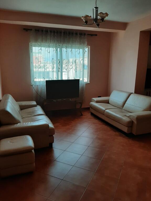 Apartament 2+1 tek Rruga e Elbasanit