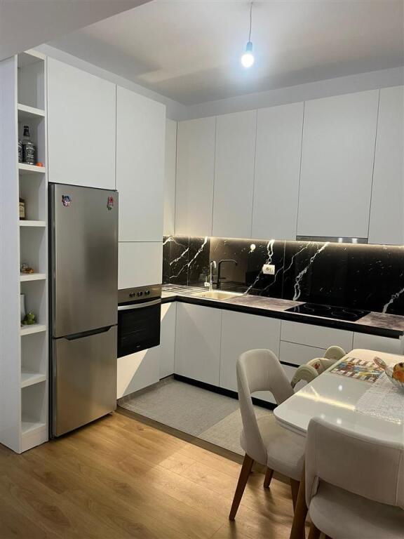 APARTAMENT ME QERA 1+1 ALI DEMI 45.000 LEKE