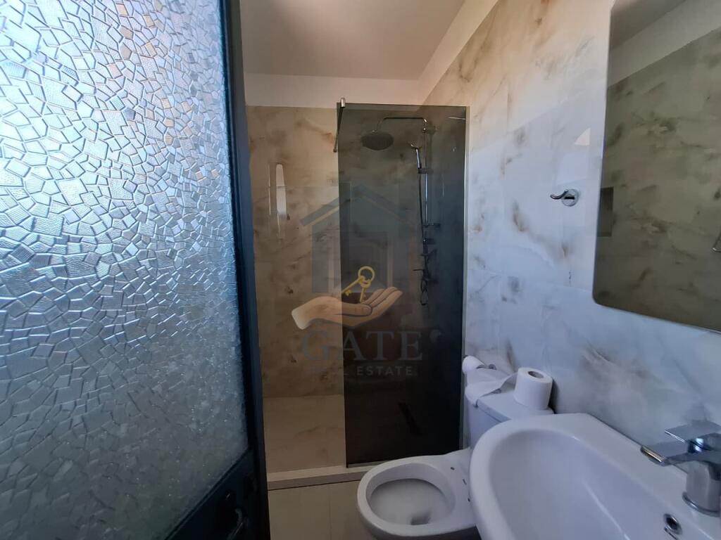 Jepet me Qira Garsonierë – Plazh Iliria, Kati 4 me Ashensor