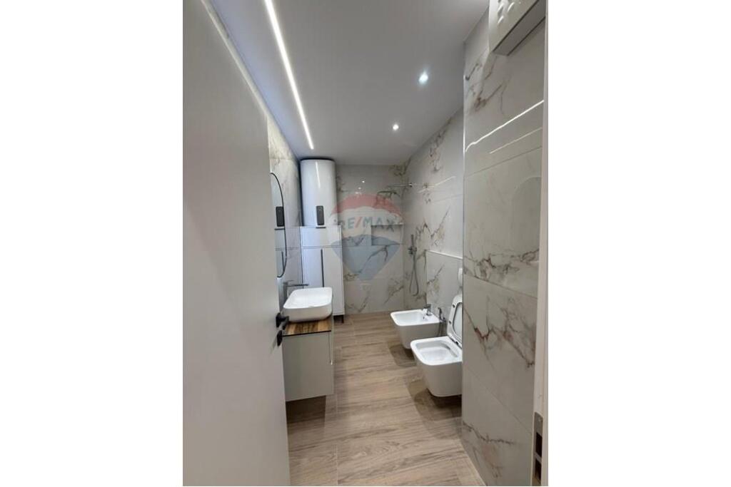 Apartament 2+1+2 per shitje Myslym Shyri