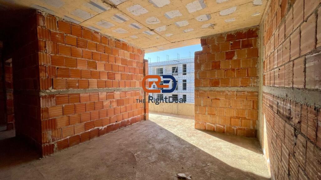 Tek Univers City, Shitet Super Apartament 2+1, Me Planimetri Te Rregullt!