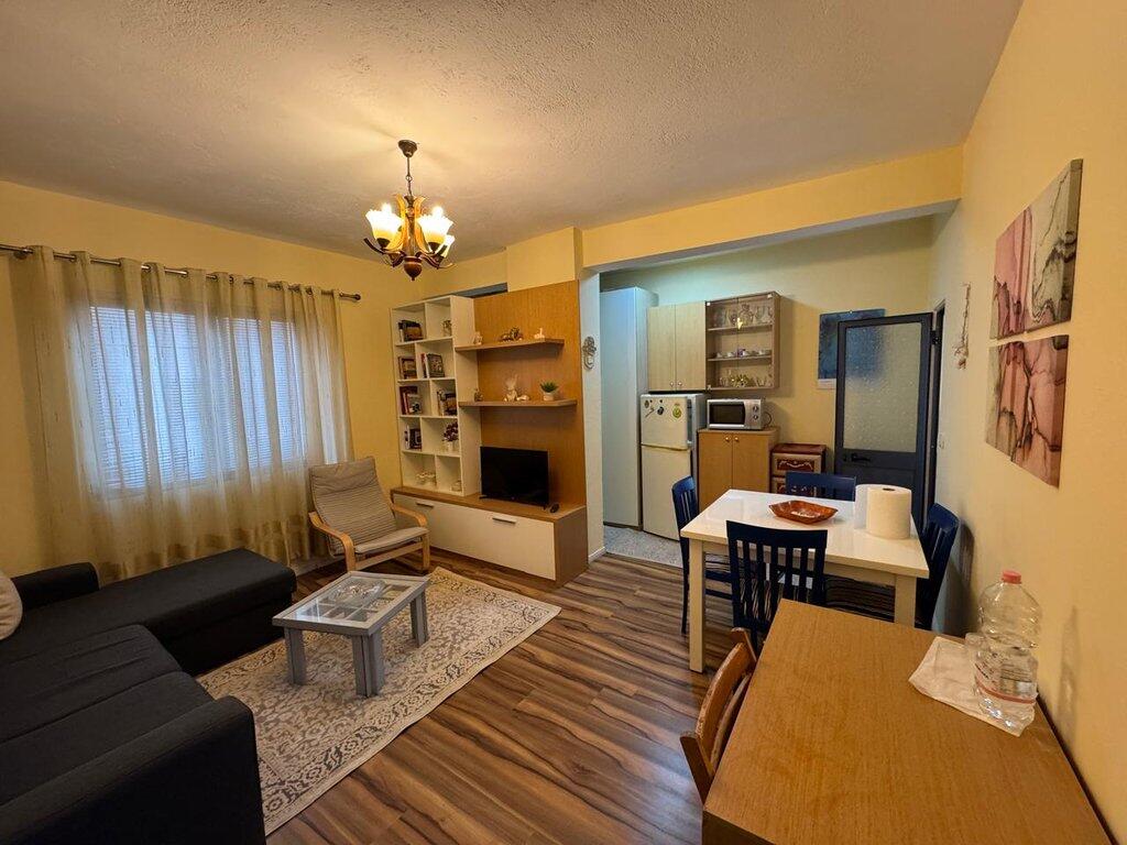 Shitet Studio Apartament 48 m² (Mundësi Konvertimi Në 1+1) – Rruga Ndre Mjeda, Tiranë