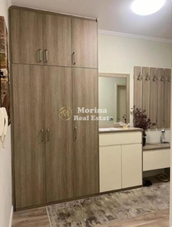 Qera, Apartament 1+1,Bulevardi Zogut I,1000 euro/muaj