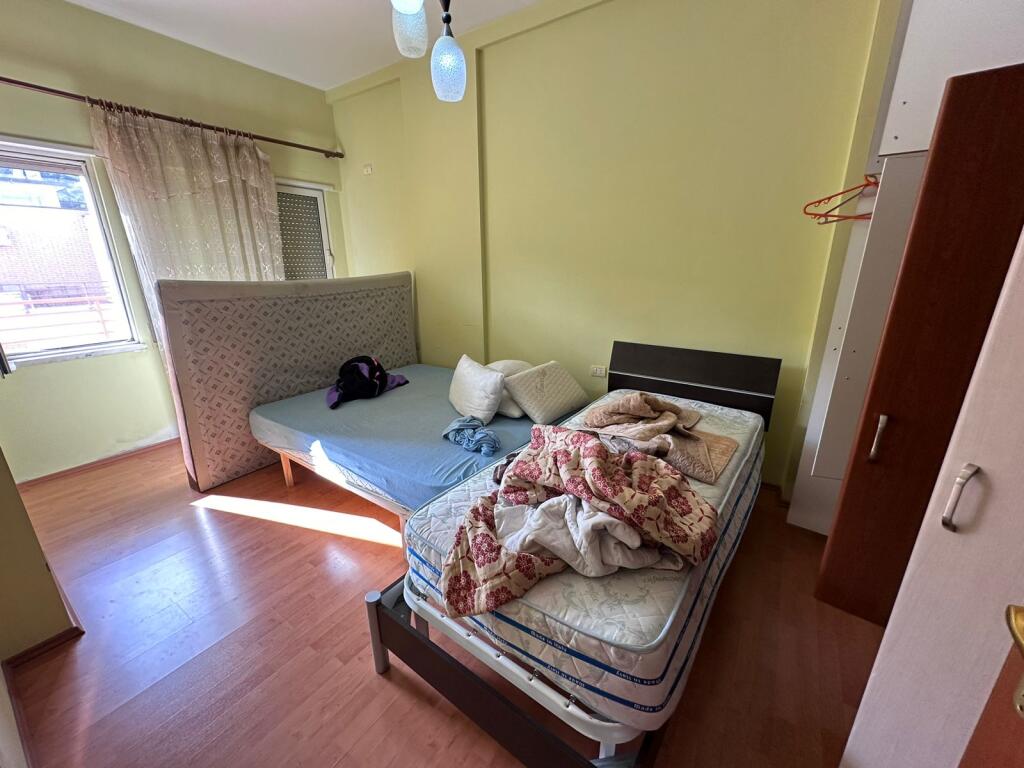 Apartament me qera 1+1+Verande , Liqeni i Thate